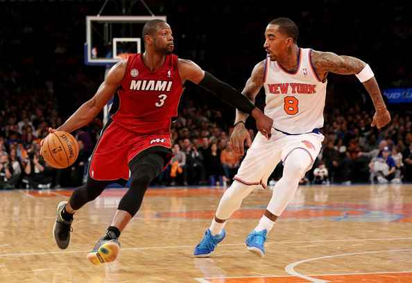 Dwyane Wade against J.r. smith of the New York Knicks