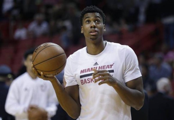 Report: Dallas Mavericks Have Emerged as 'Frontrunners' to Sign Hassan Whiteside