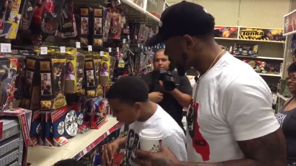 Udonis Haslem Takes Kids Toy Shopping