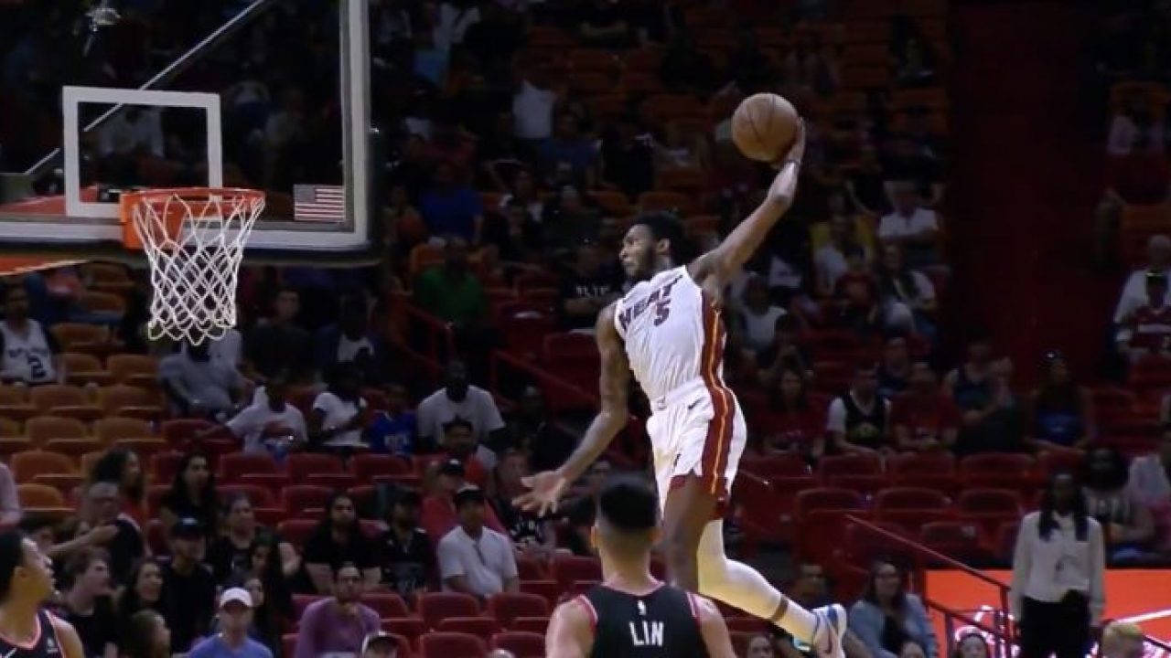 derrick jones jr dunk