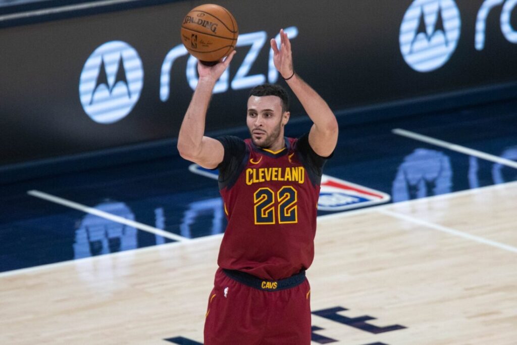 Larry Nance Jr.