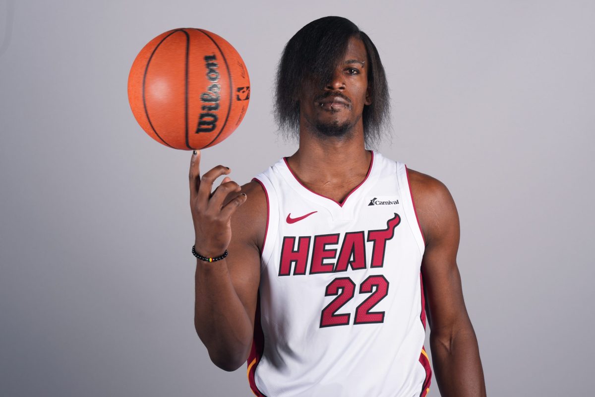 Jimmy Butler breaks out the dreads for Miami media day