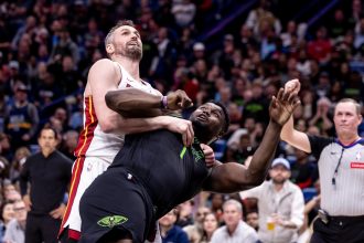 Kevin Love and Zion Williamson